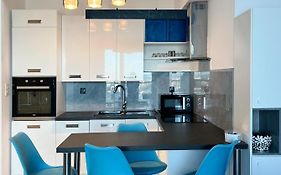 Apartament z widokiem na panoramę Gdyni w Modern Tower ATAL
